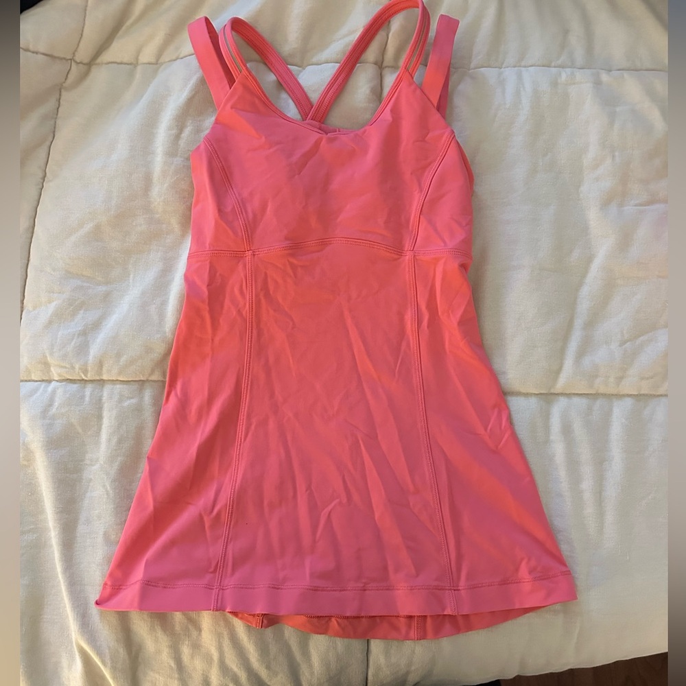 Lululemon tank top